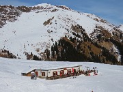 60 Baita del Camoscio dall'alto